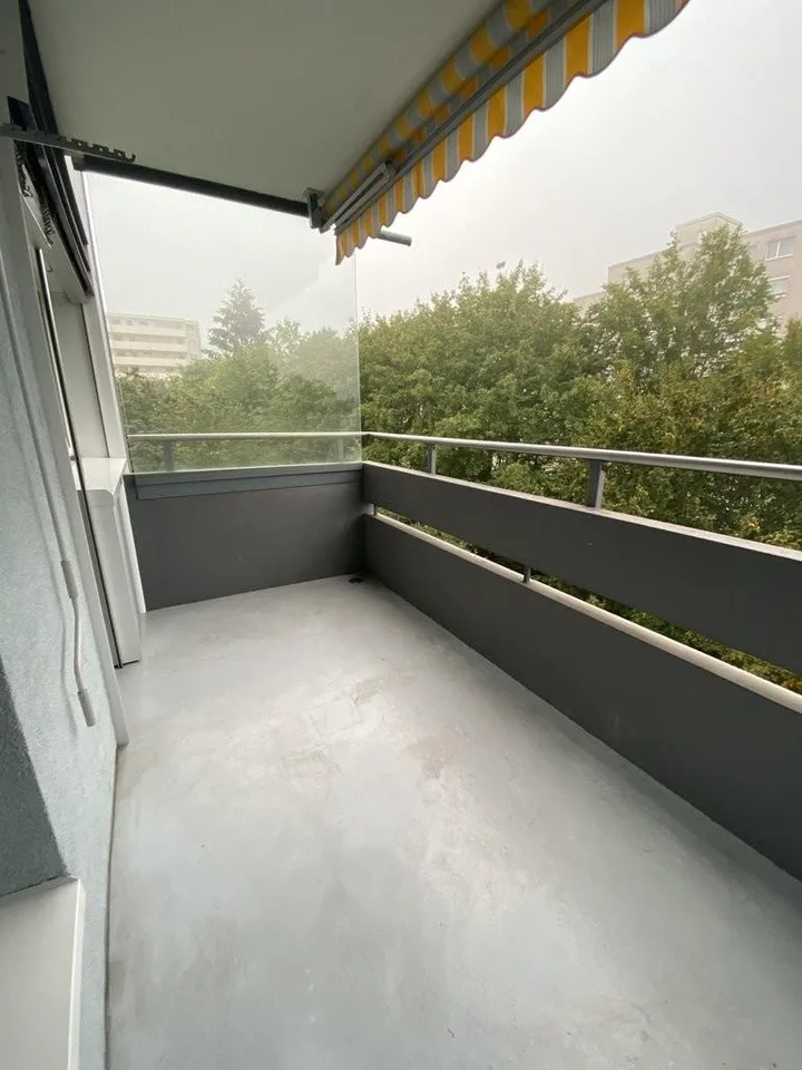 4.5 Zimmer-Wohnung mit Aussicht in Spreitenbach zu mieten