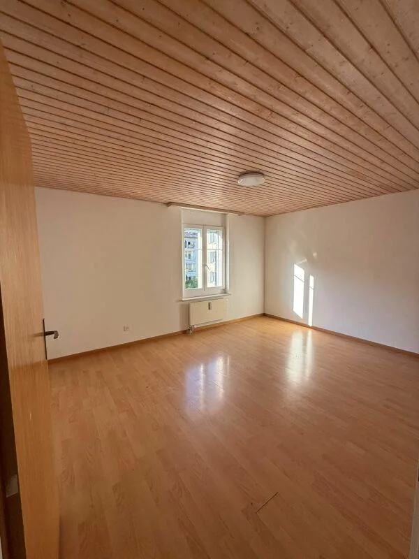 Grosse 4.5 Zimmerwohnung