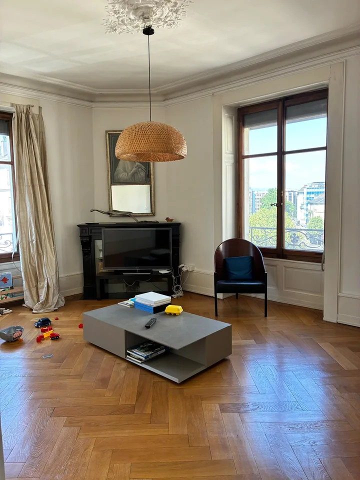 Magnifique appartement de 5 pièces au centre ville