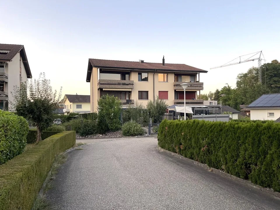 4-Zimmer-Dachwohnung mit Balkon und Schwedenofen
