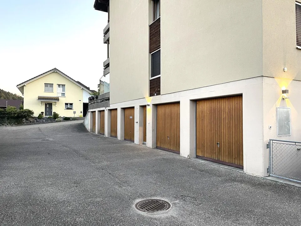 4-Zimmer-Dachwohnung mit Balkon und Schwedenofen