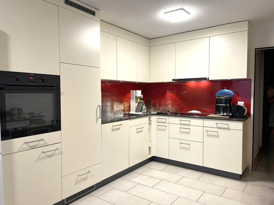 4-Zimmer-Dachwohnung mit Balkon und Schwedenofen