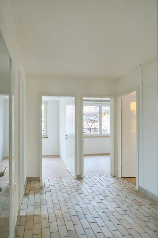 Helle 2.5 Zimmer-Wohnung an ruhiger Lage in Stadtnähe