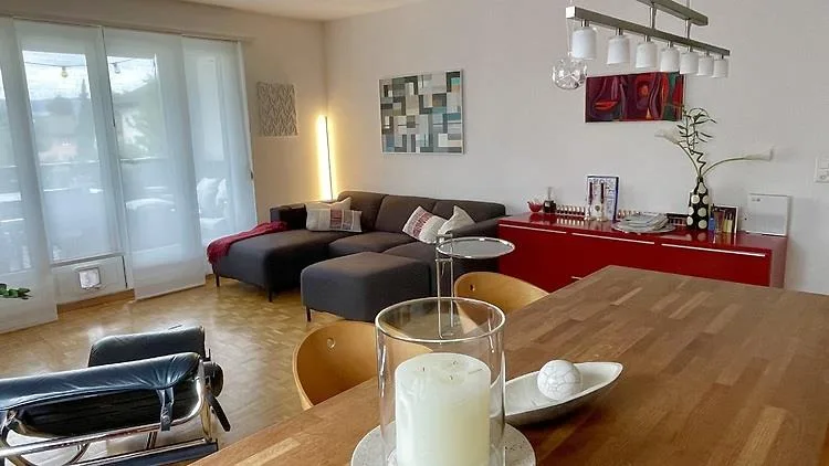 FÜR KATZENLIEBHABER IN RÜSCHLIKON (ZH), MÖBLIERT, TEMPORÄR