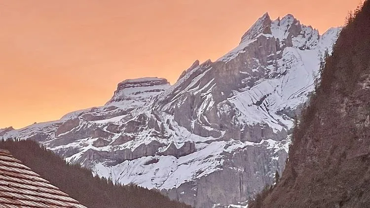2½ ZI-WOHNUNG IN KANDERSTEG (BE), MÖBLIERT, TEMPORÄR