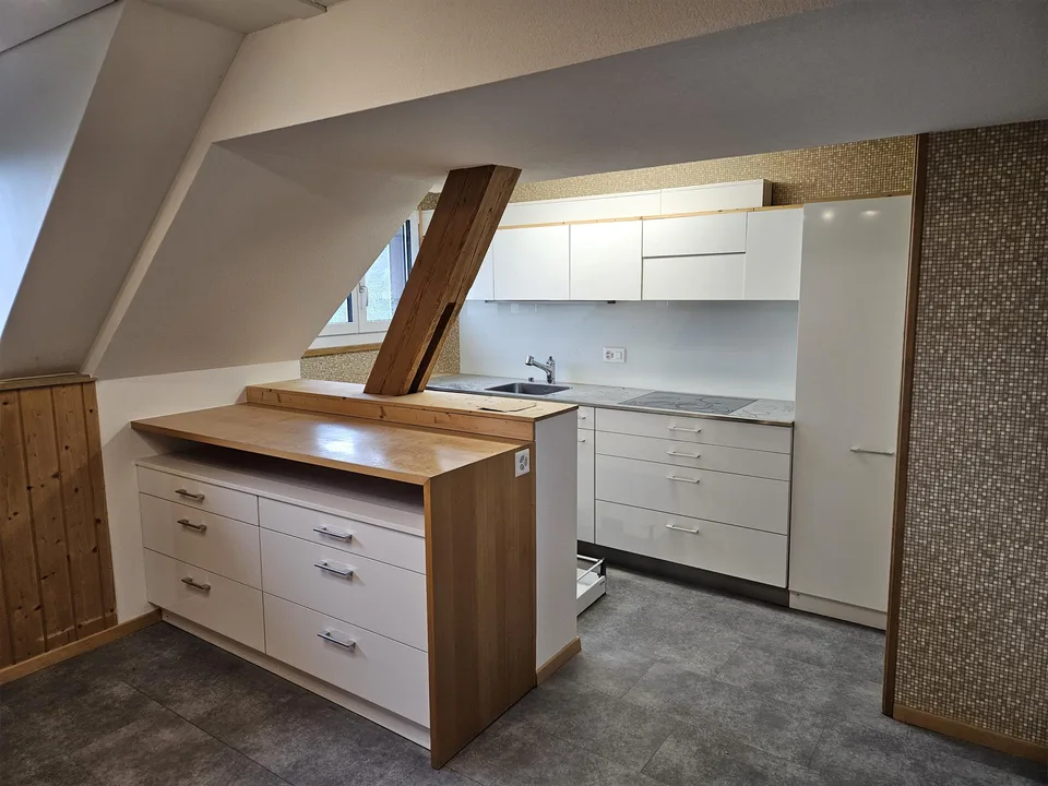 8. 1/2 Zimmer Wohnung auf dem Land mit Balkon