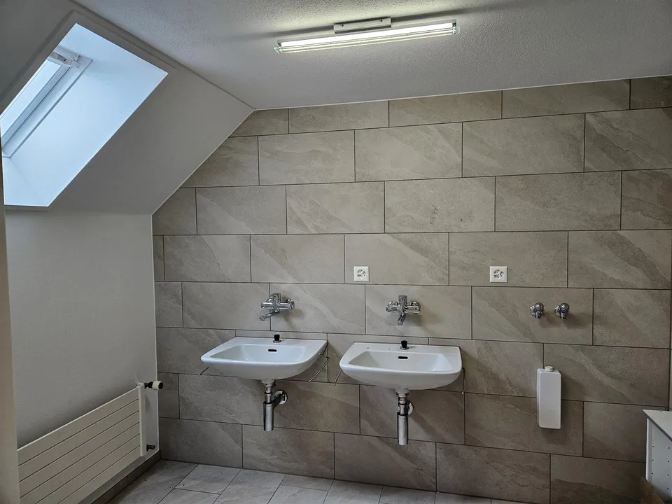 8. 1/2 Zimmer Wohnung auf dem Land mit Balkon