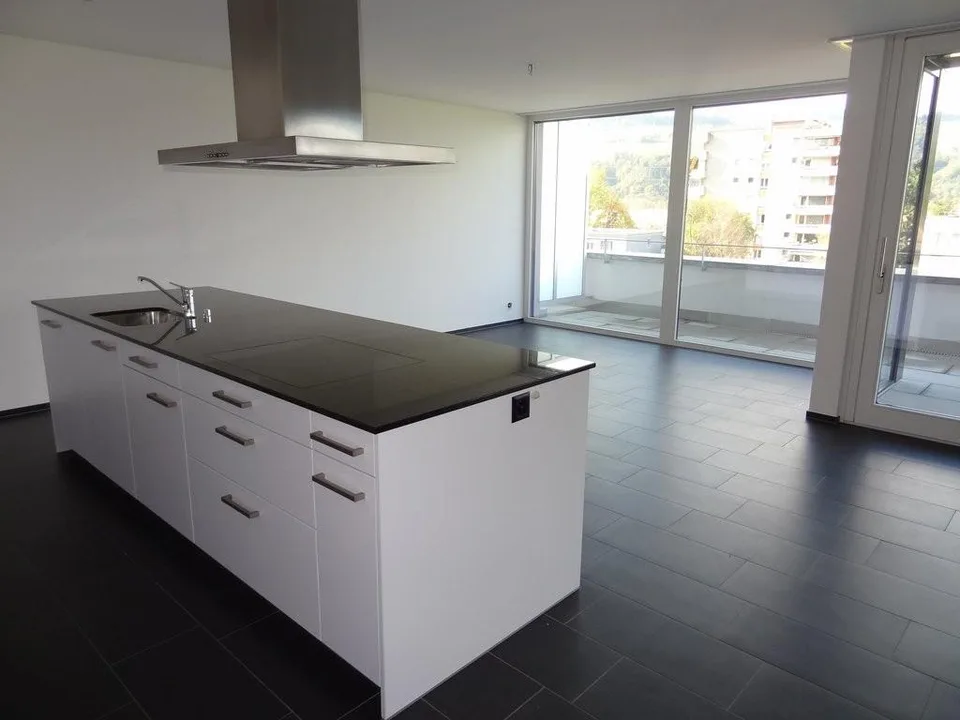 Modern 4.5-room attic apartment in Münsingen