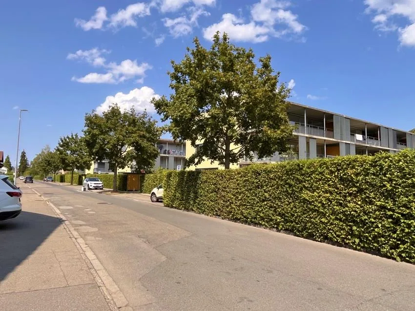 grosse 4.5-Zimmer Wohnung an zentraler Lage