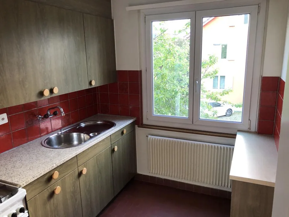 ältere 4.5 Zimmerwohnung in 2 Familienhaus zu vermieten