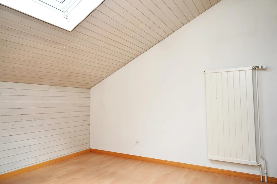 Einmalige 4,5 Zimmer-Dachwohnung mit Dachterrasse