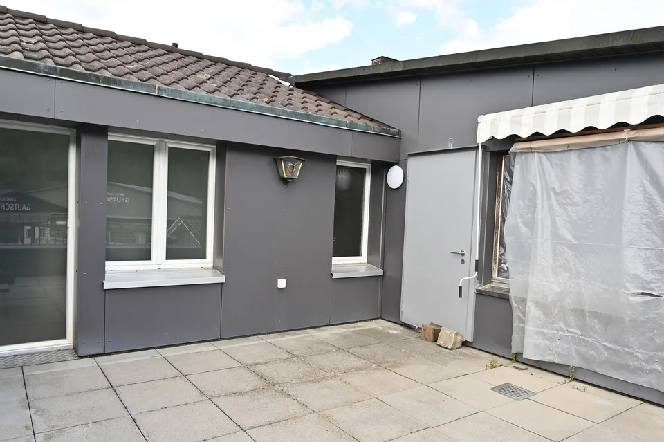 Einmalige 4,5 Zimmer-Dachwohnung mit Dachterrasse