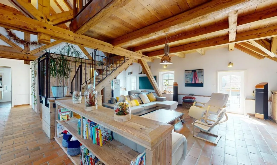 Magnifique Duplex sous les toits : l'espace et l'esprit d'une maison – photo 3 sur 26