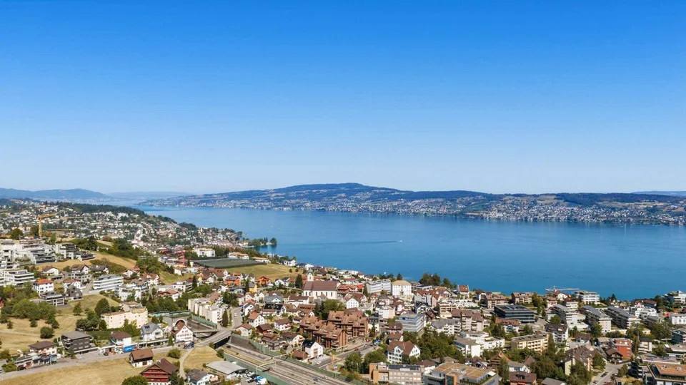 Wohnen mit traumhafter See- und Weitsicht