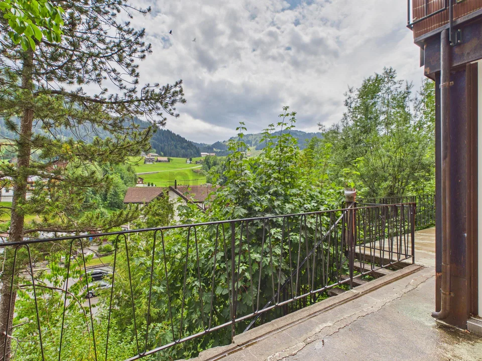 Geräumiges 7-Zimmer-Mehrfamilienhaus im Kurort Oberiberg