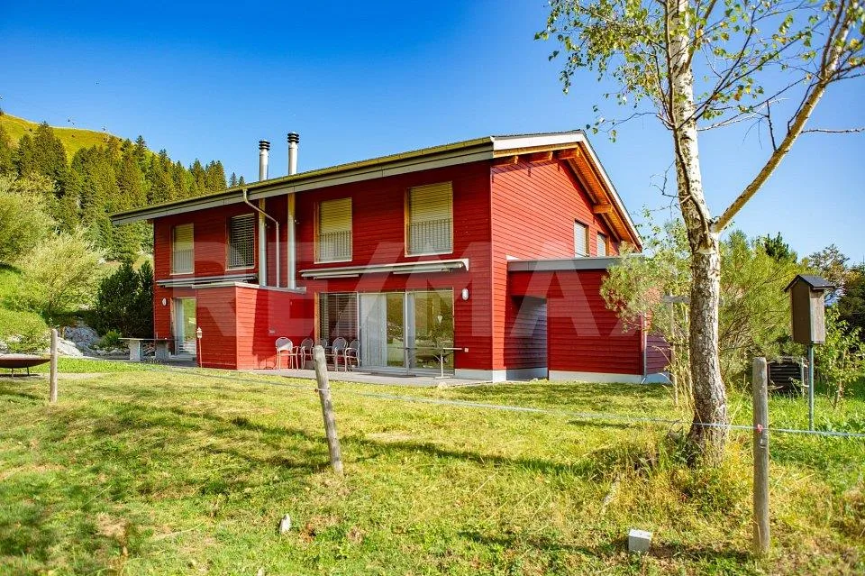 Idyllisches 5.5-Zi.-Doppeleinfamilienhaus auf der Sonnenterrasse St...