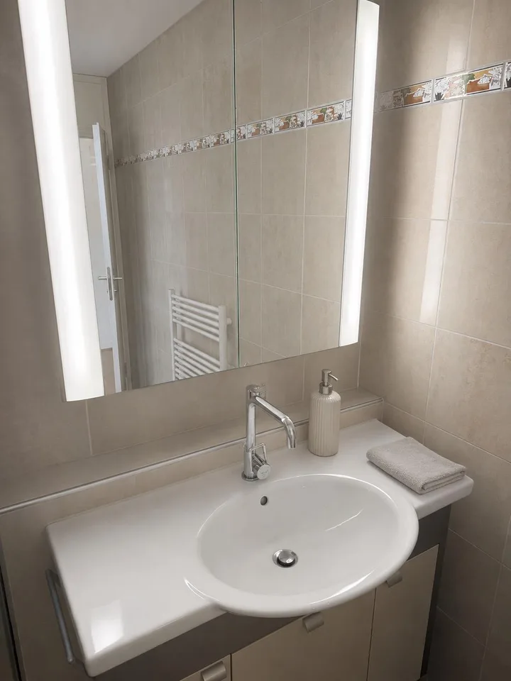 Traumhafte 3.5-Zimmer-Gartenwohnung mit privater Oase & Studio
