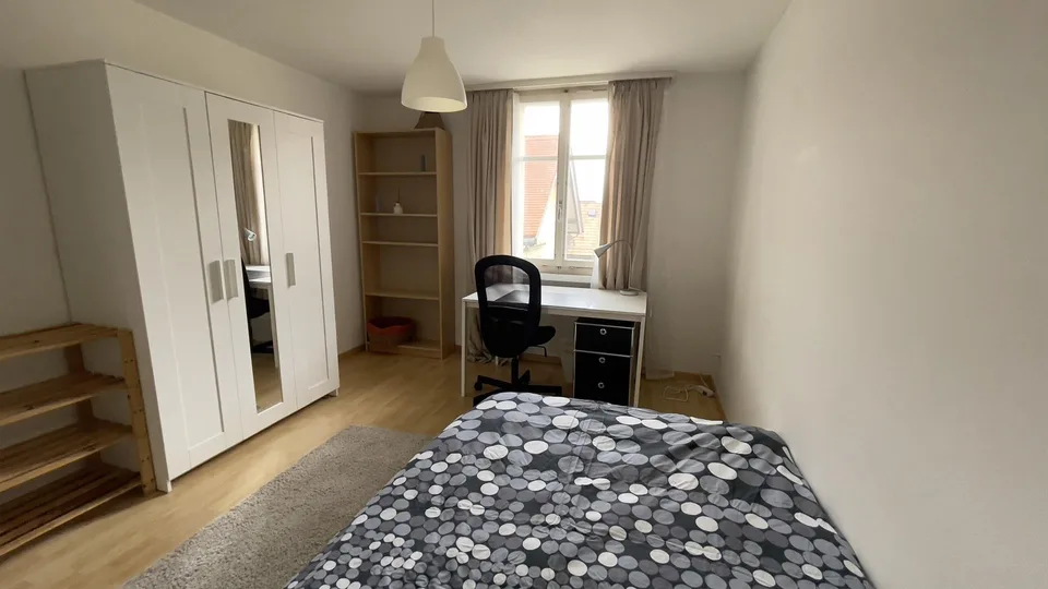 WG Partner in 3.5 Zi-Wohnung gesucht! Nähe Uni HSG und Spitäler