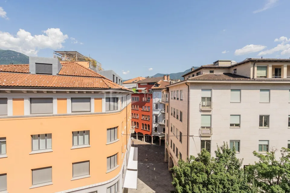 ELEGANTE 2.5 LOCALI NEL CUORE DI LUGANO | ELEGANTE 2.5 LOCALI NEL C...