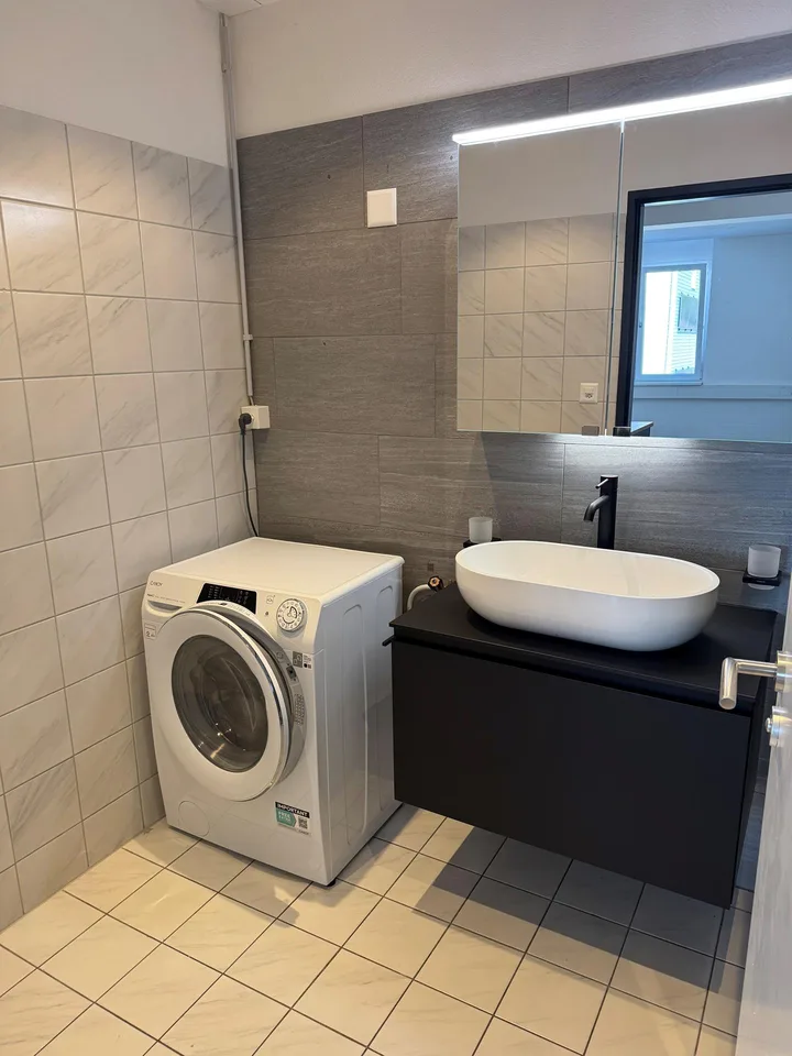 Erstbezug nach Komplettsanierung – hochwertige 3.5-Zimmer-Wohnung
