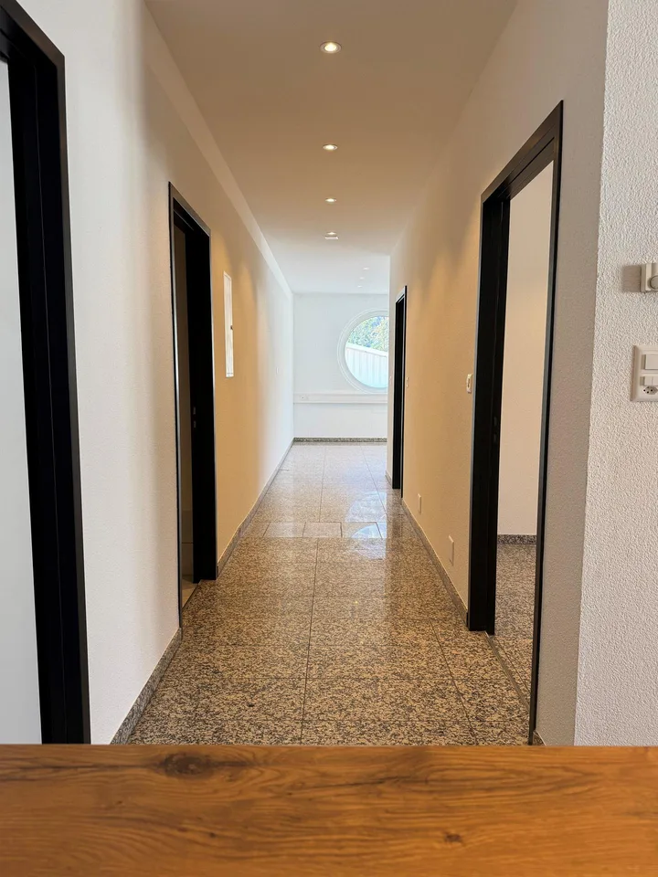 Erstbezug nach Komplettsanierung – hochwertige 3.5-Zimmer-Wohnung
