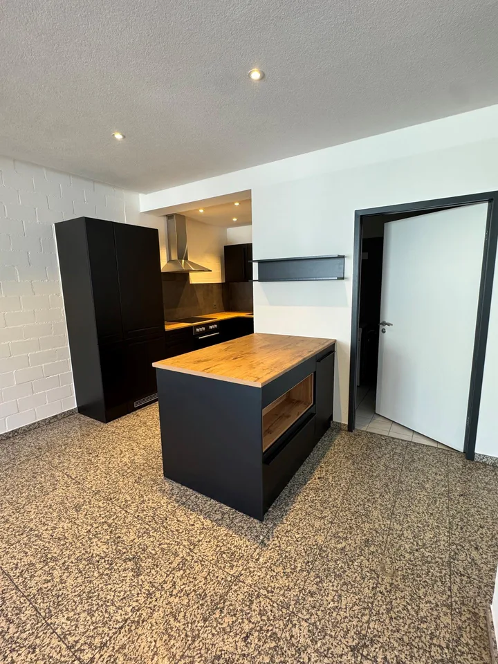 Erstbezug nach Komplettsanierung – hochwertige 3.5-Zimmer-Wohnung