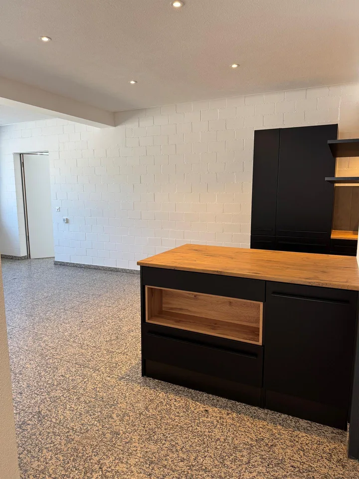 Erstbezug nach Komplettsanierung – hochwertige 3.5-Zimmer-Wohnung