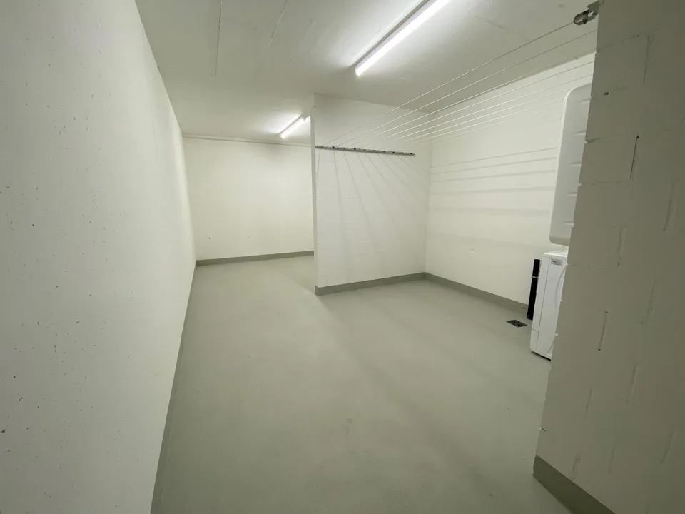 Wow, 3.5 Z-Wohnung mit grossem Balkon