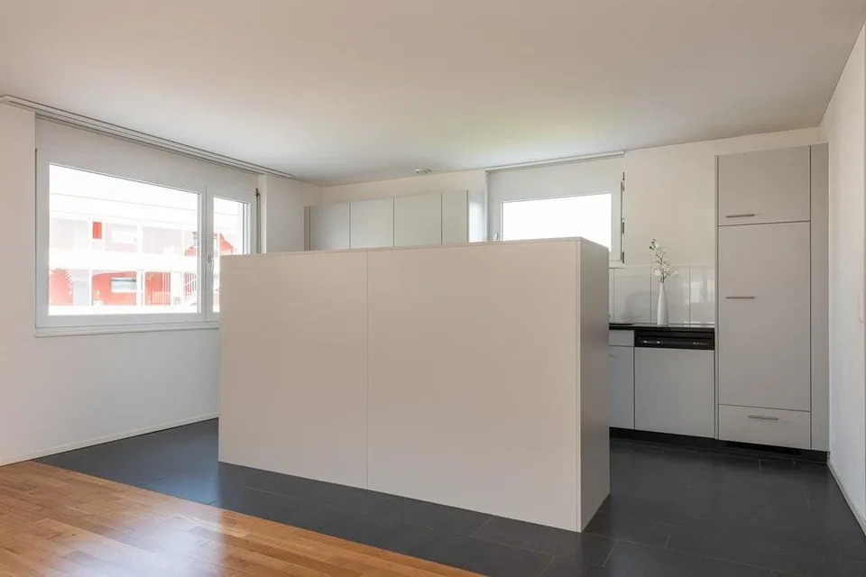 Moderne 2.5 Zimmerwohnung im Herzen von Galgenen