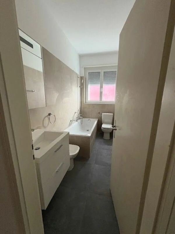 8900 Chiasso, Via G. Guisan 21, appartamento no. 2115