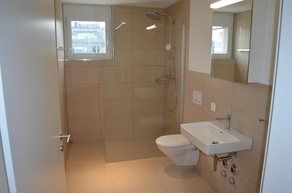 Topmoderne 3.5 Zimmer-Wohnung am Seerhein Tägerwilen zu vermieten