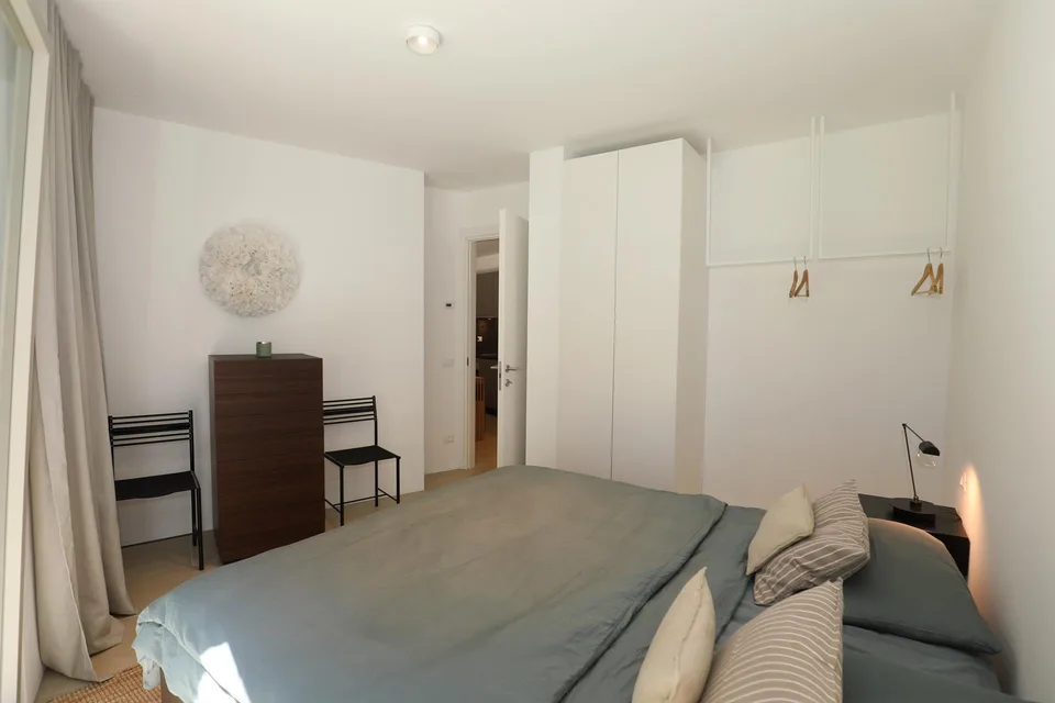 Moderne 2-Zimmer-Neubauwohnung, ruhig gelegen mit Garten