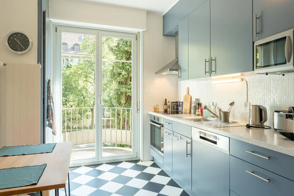 Altbauwohnung mit Gartenanteil