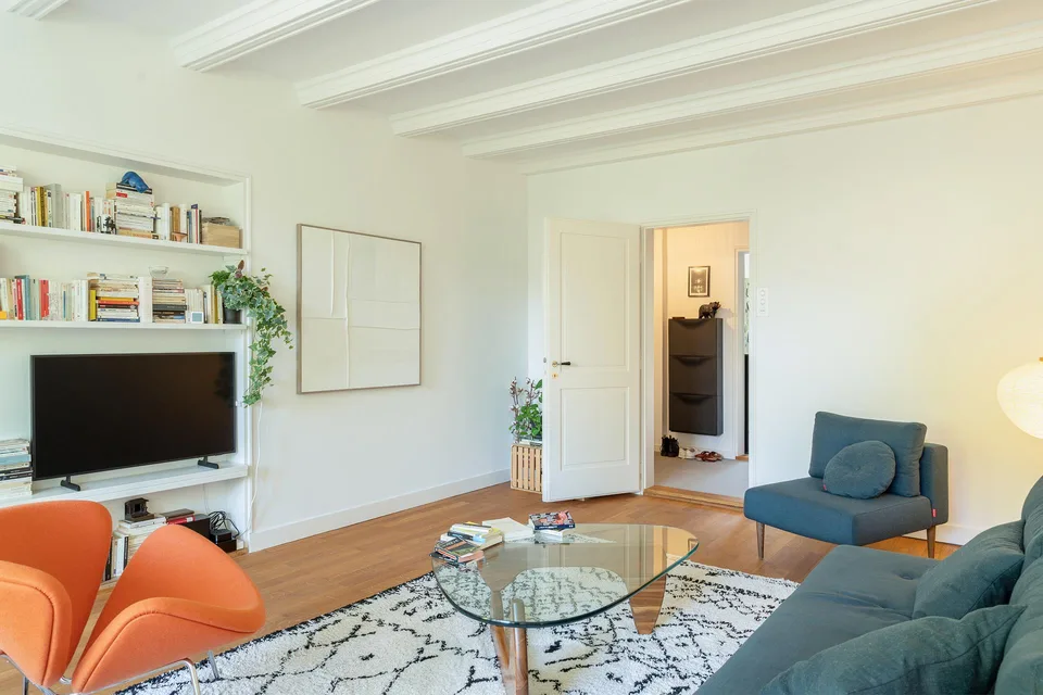 Altbauwohnung mit Gartenanteil