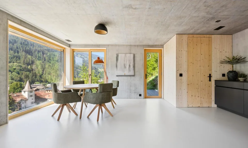 Moderne 2.5 Zimmer Wohnung mit Bergsicht in Küblis