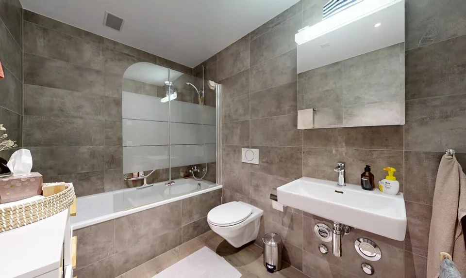 Moderne 4.5-Zimmer-Wohnung an der Bauzonengrenze