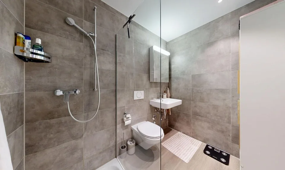 Moderne 4.5-Zimmer-Wohnung an der Bauzonengrenze
