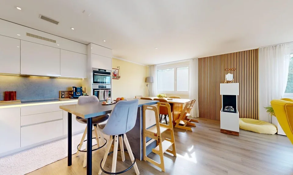 Moderne 4.5-Zimmer-Wohnung an der Bauzonengrenze