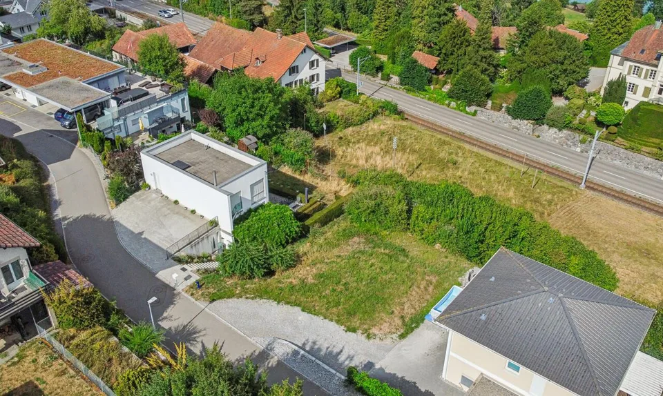 Ein Baugrundstück 498m2 mit Weitsicht in Birrwil über dem Hallwilersee
