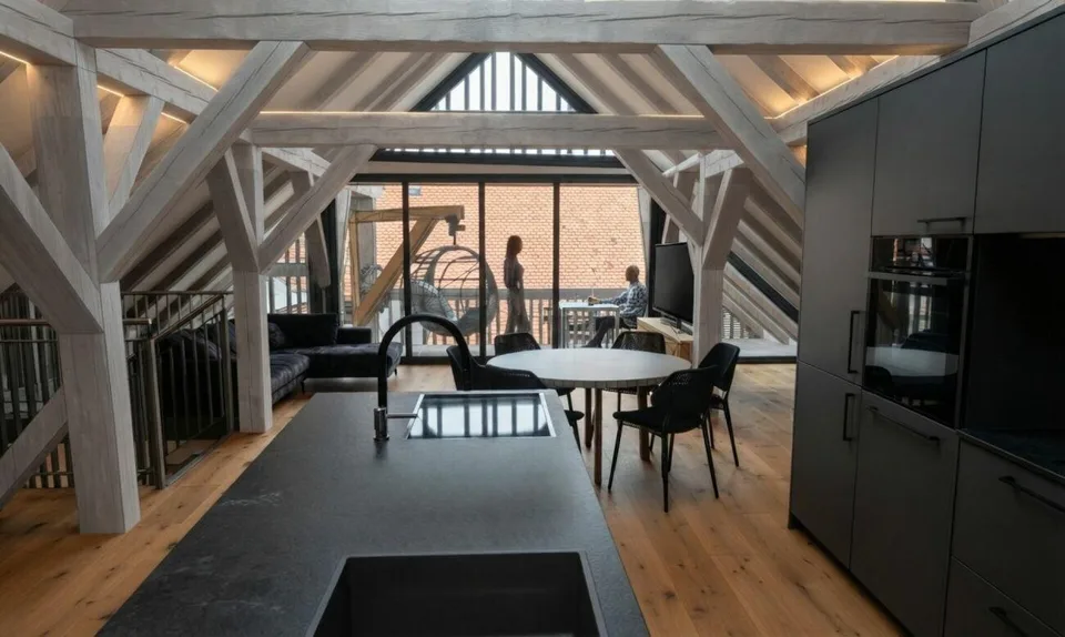 Neubau-Unikat: Modernes 4.5-Zimmer- Einfamilienhaus mit historische...