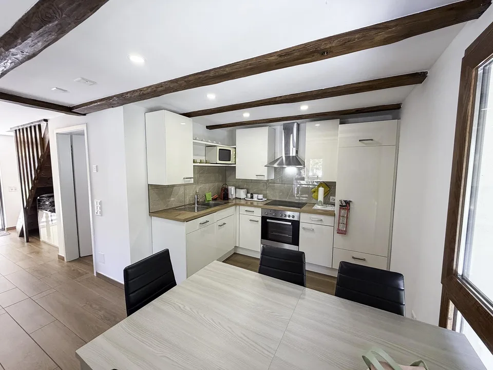 Casa con 4 appartamenti - Haus mit 4 Wohnungen