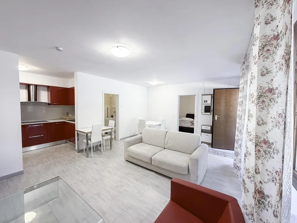Casa con 4 appartamenti - Haus mit 4 Wohnungen