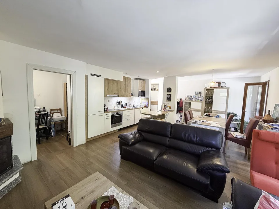 Casa con 4 appartamenti - Haus mit 4 Wohnungen