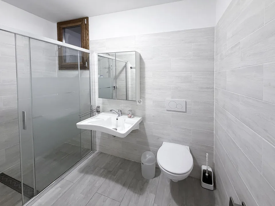 Casa con 4 appartamenti - Haus mit 4 Wohnungen