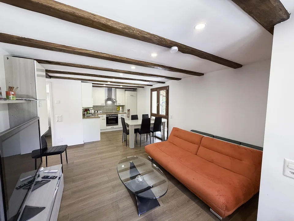 Casa con 4 appartamenti - Haus mit 4 Wohnungen