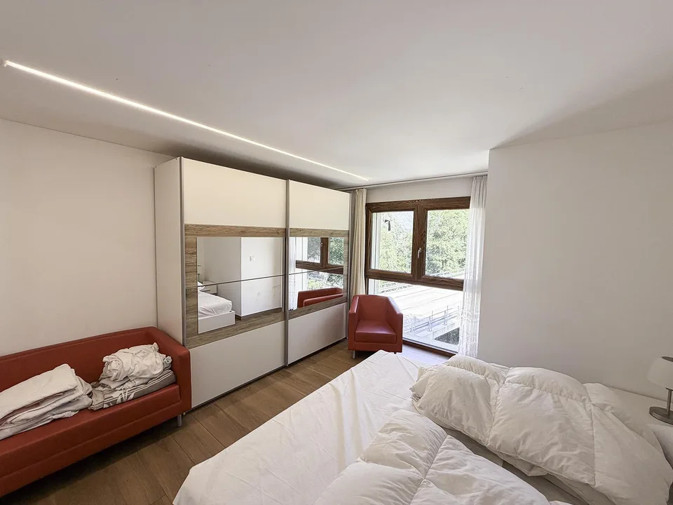 Casa con 4 appartamenti - Haus mit 4 Wohnungen