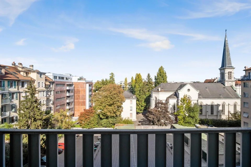 Superbe appartement rénové à la Servette