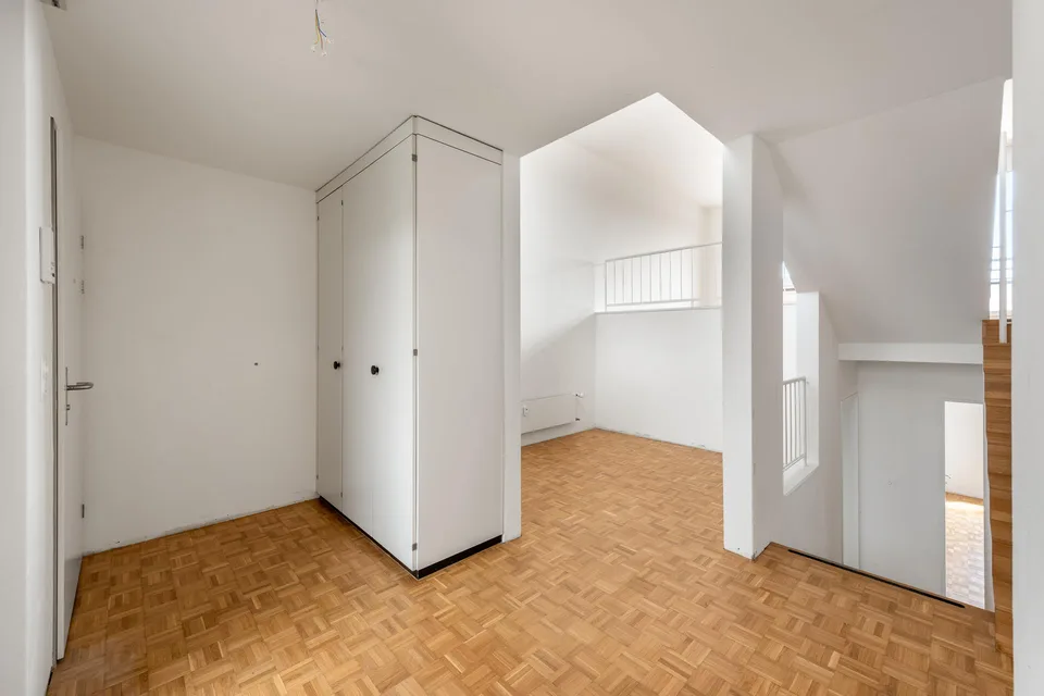 Modernes Wohnen mit Ausblick - sanierte 3.5-Zimmer-Maisonette.