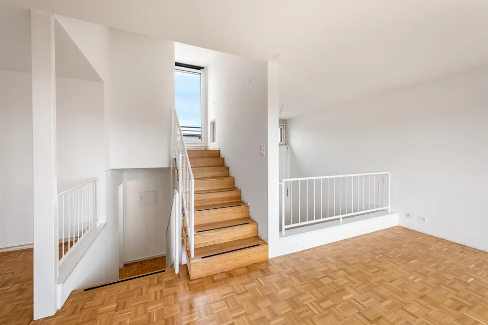 Modernes Wohnen mit Ausblick - sanierte 3.5-Zimmer-Maisonette.