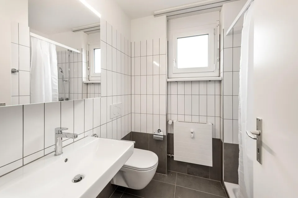 Modernes Wohnen mit Ausblick - sanierte 3.5-Zimmer-Maisonette.